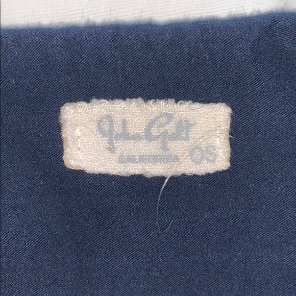 Shirt - Picture 3 of 3